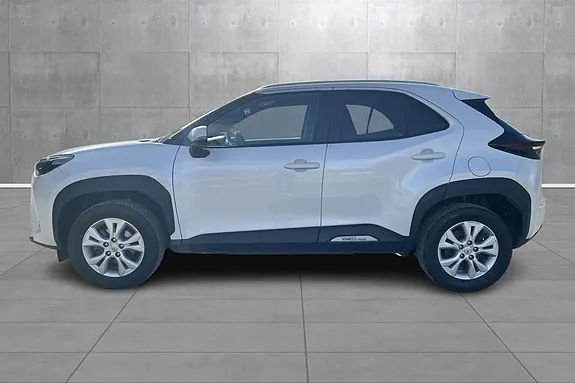 Toyota Yaris Cross 2023 photo 2
