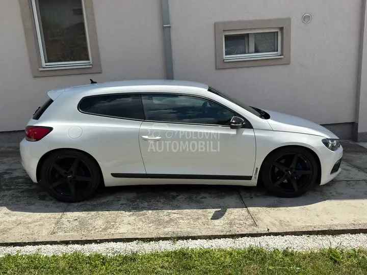 Volkswagen Scirocco 2011 photo 4