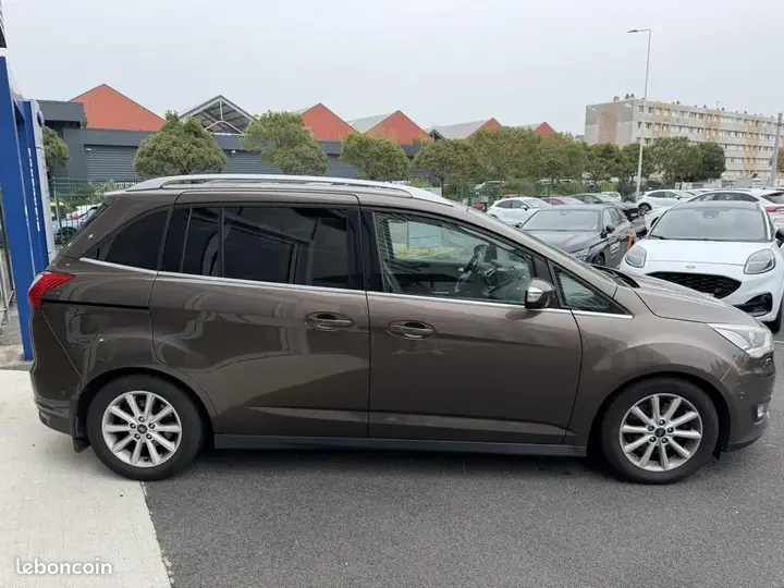 Ford Grand C-Max 2016 photo 5