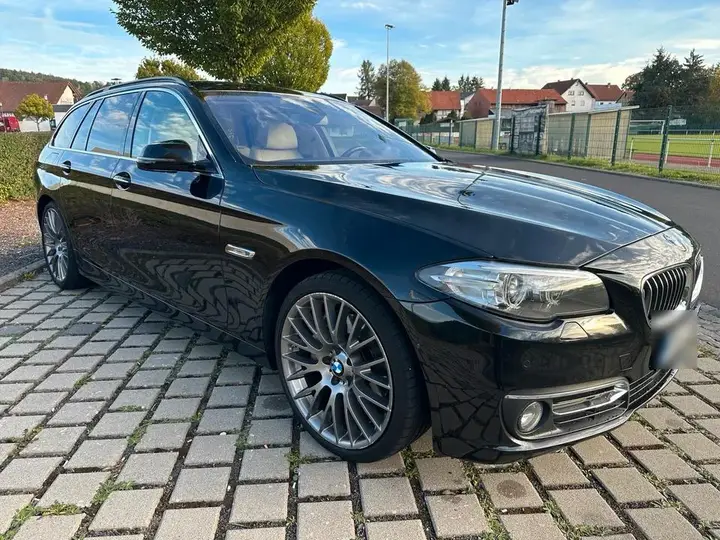 BMW 528I