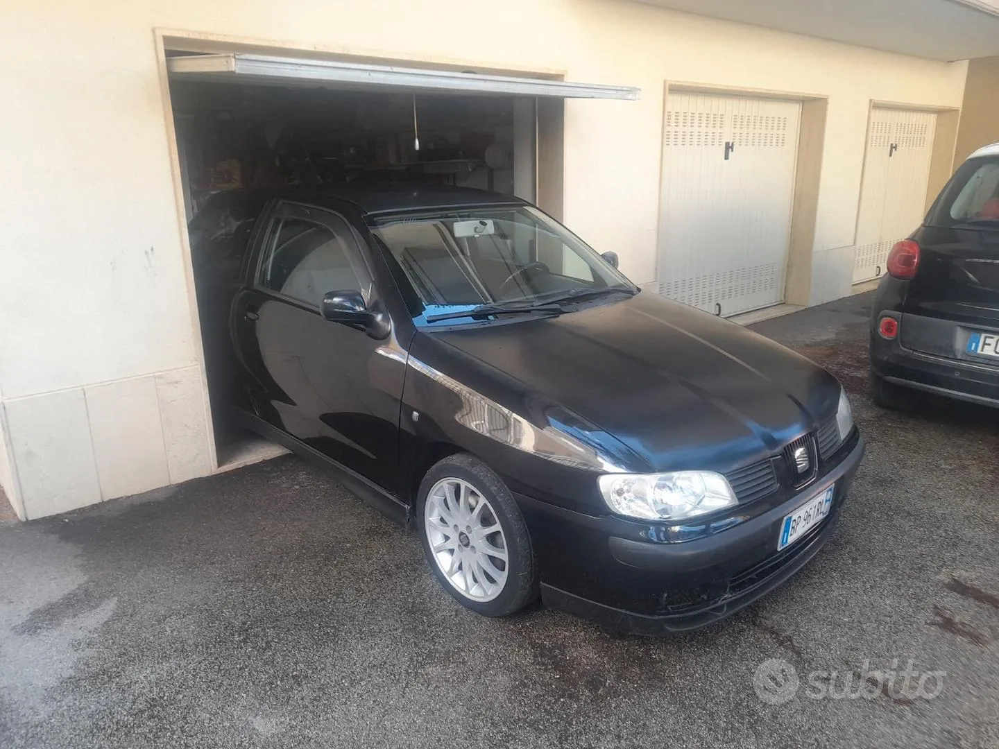 Seat Ibiza 2001 photo 2