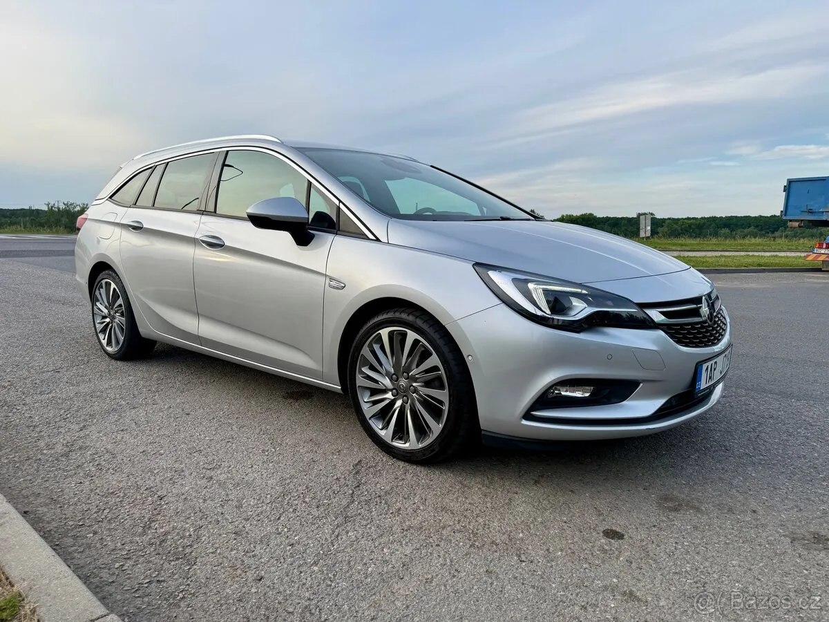 Opel Astra 2018 photo 3