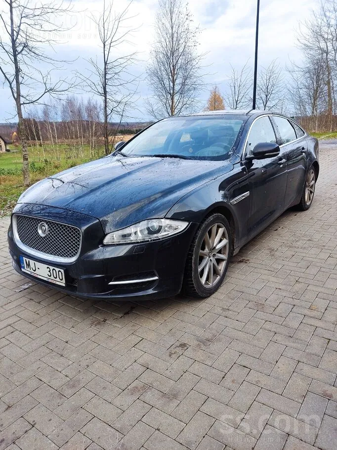 Jaguar Xj