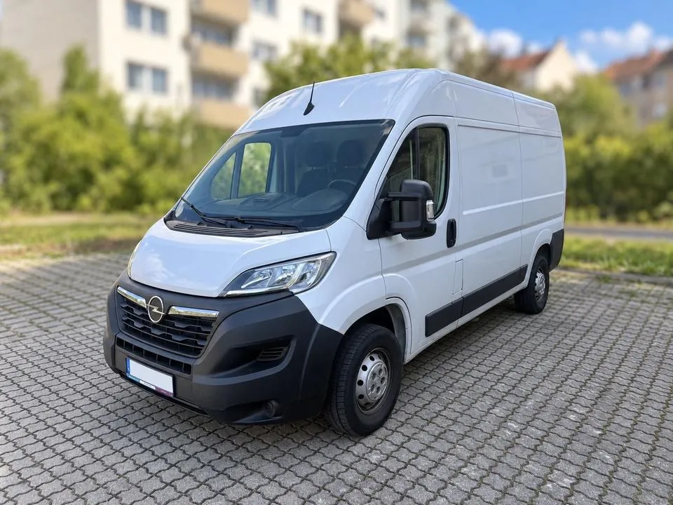 Opel Movano