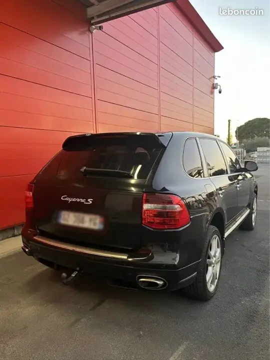 Porsche Cayenne 2008 photo 2