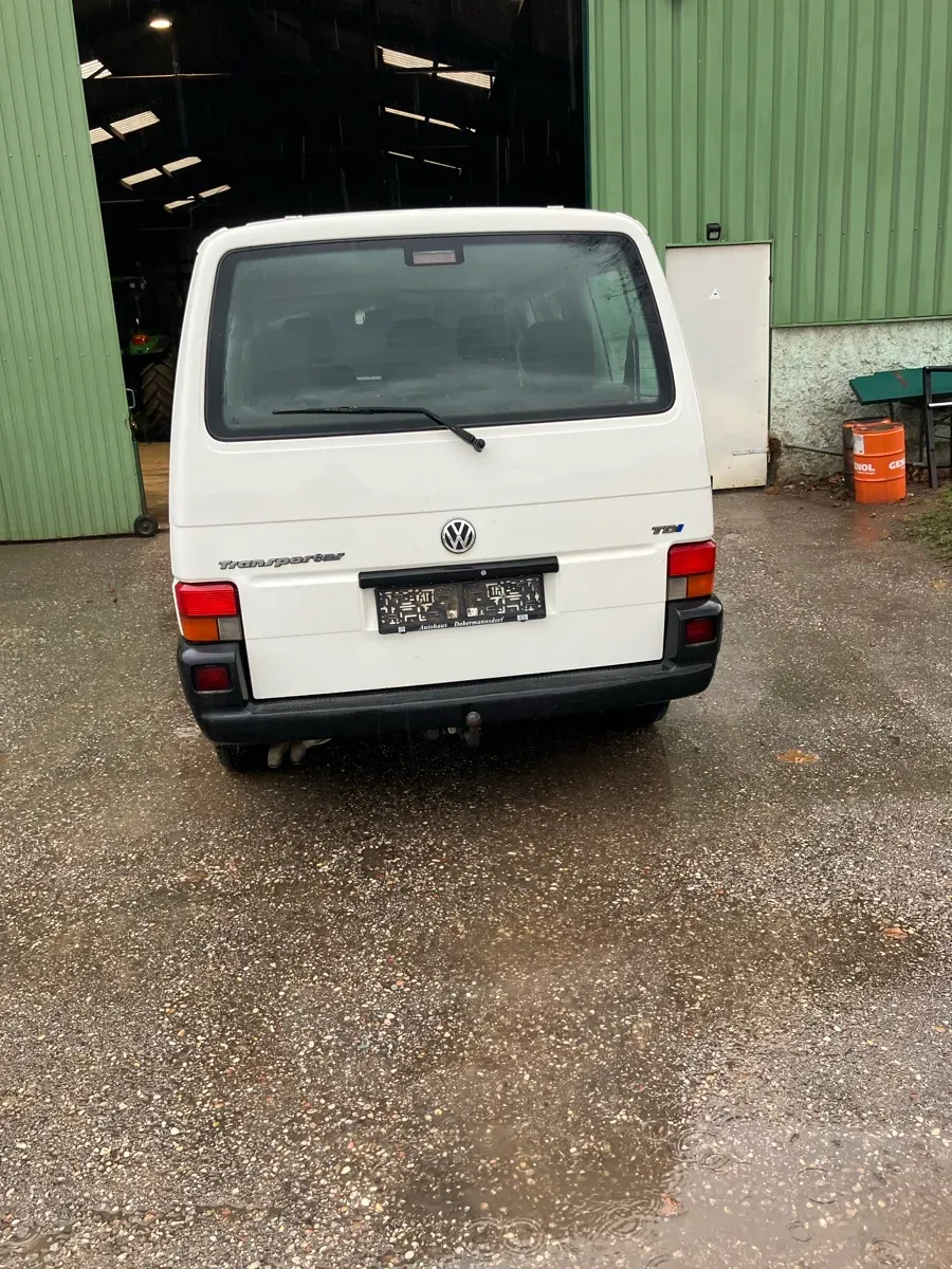 Volkswagen T4 2003 photo 3
