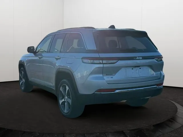 Jeep Grand Cherokee 4Xe 2023 photo 3