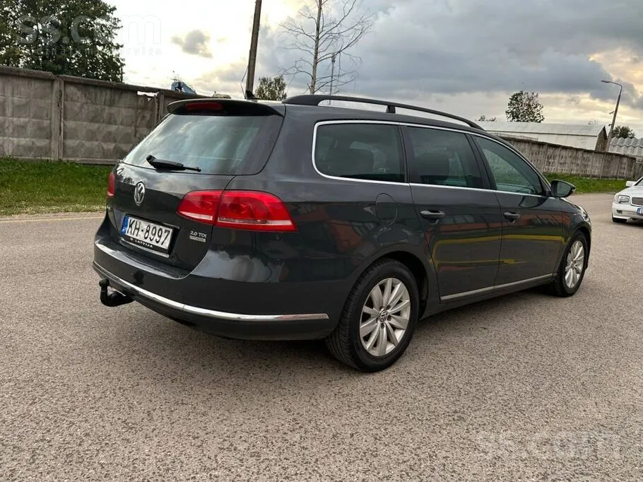 Volkswagen Passat 2012 photo 5