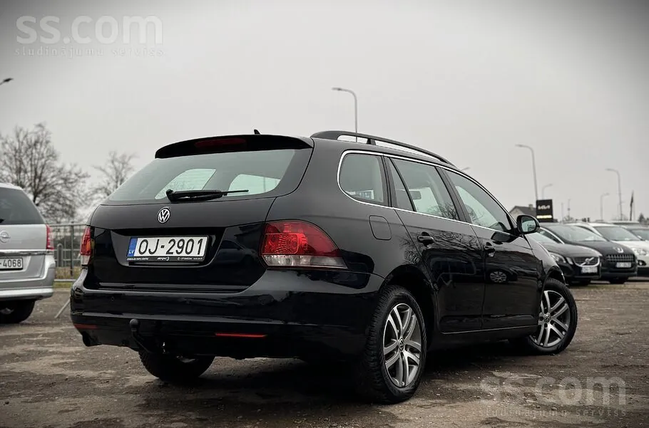 Volkswagen Golf 2011 photo 5