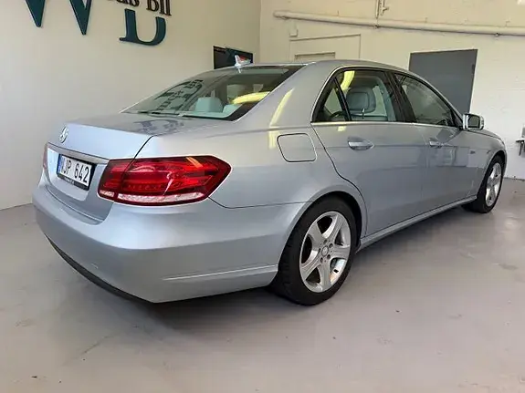 Mercedes-Benz E200 2014 photo 4