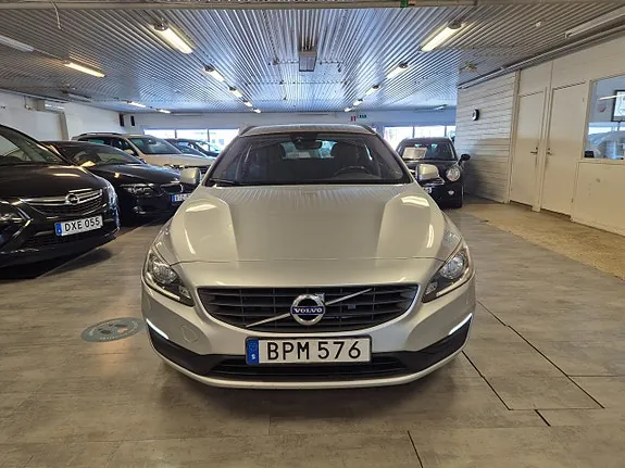Volvo V60 2017 photo 4