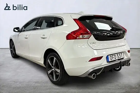Volvo V40 2019 photo 2