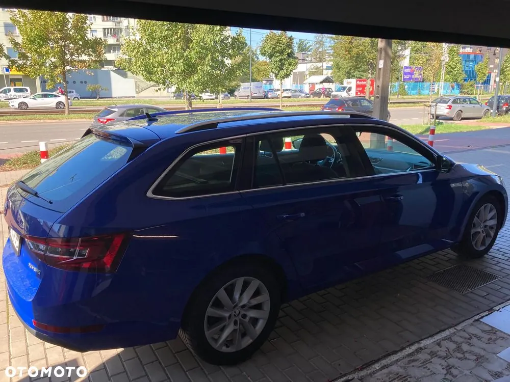 Skoda Superb 2018 photo 5