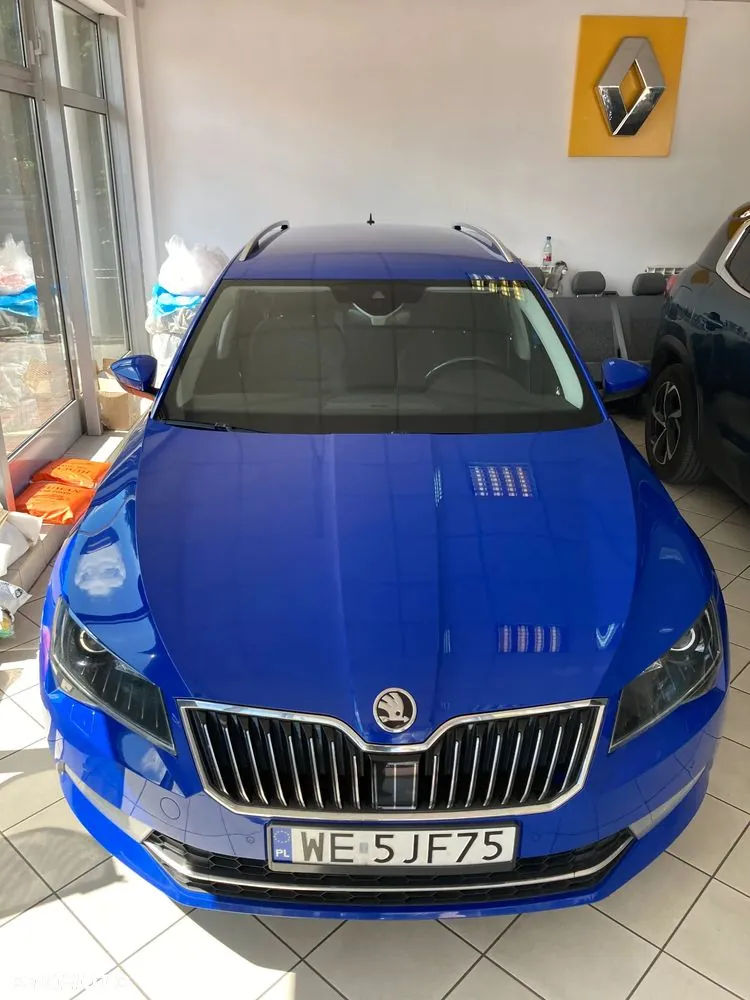 Skoda Superb 2018 photo 2