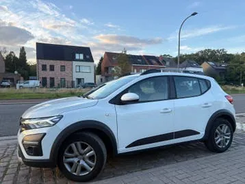 Dacia Sandero 2022 photo 2