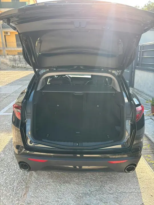 Alfa Romeo Stelvio 2018 photo 4