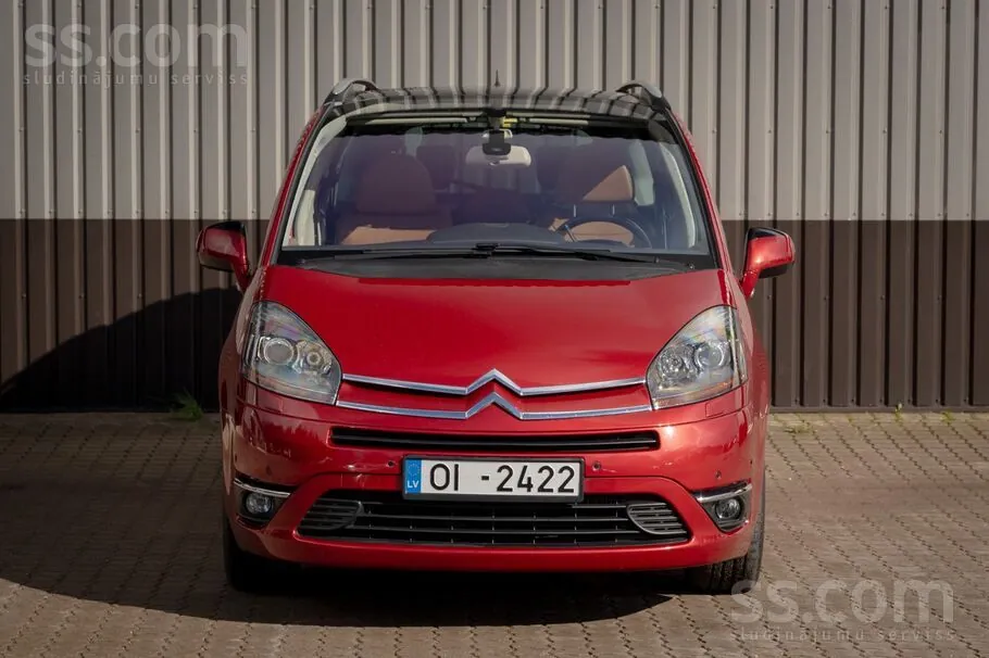 Citroen C4 Picasso 2010 photo 2