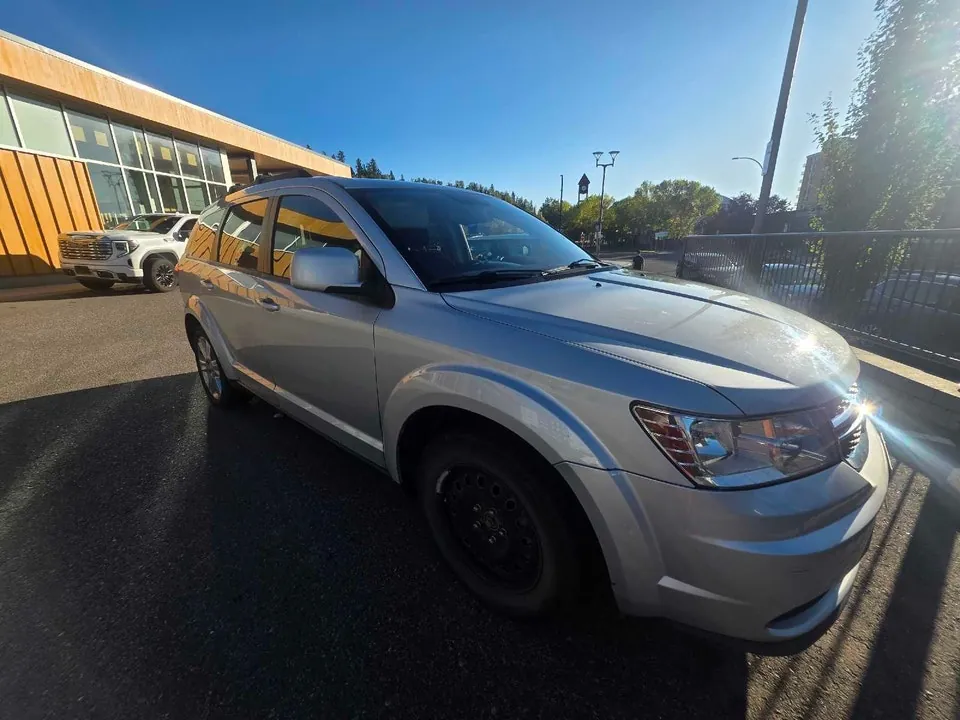 Dodge Journey 2014 photo 3