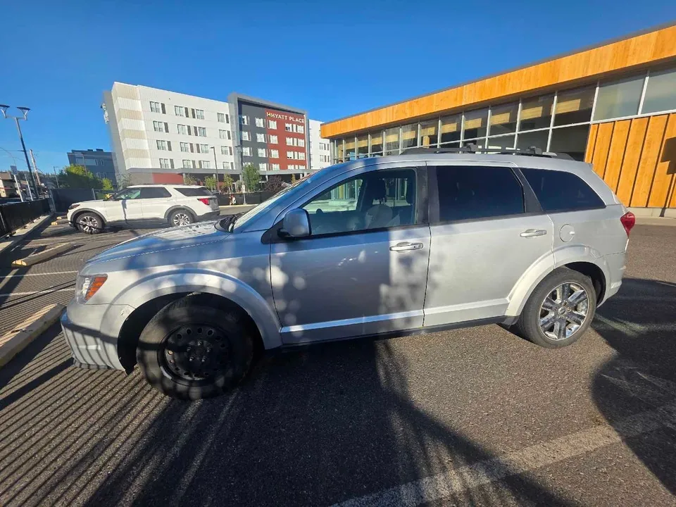 Dodge Journey 2014 photo 4