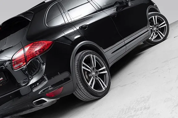 Porsche Cayenne 2013 photo 4