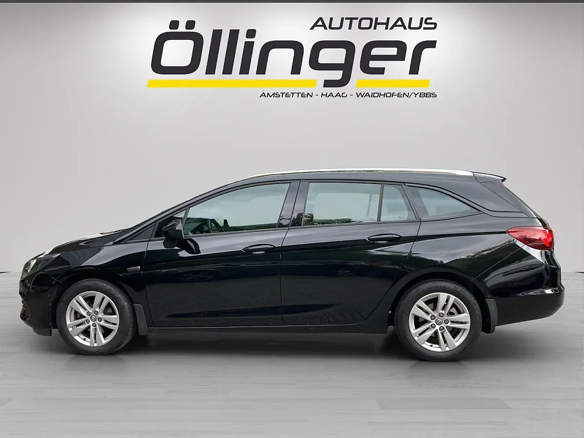 Opel Astra 2020 photo 2