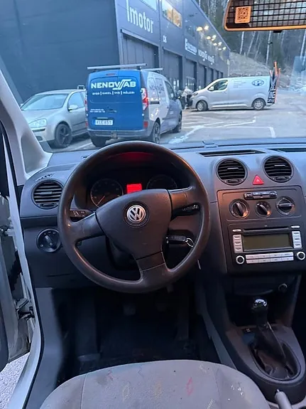 Volkswagen Caddy 2009 photo 5