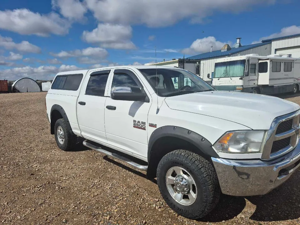 Dodge Ram 2500 2013 photo 3