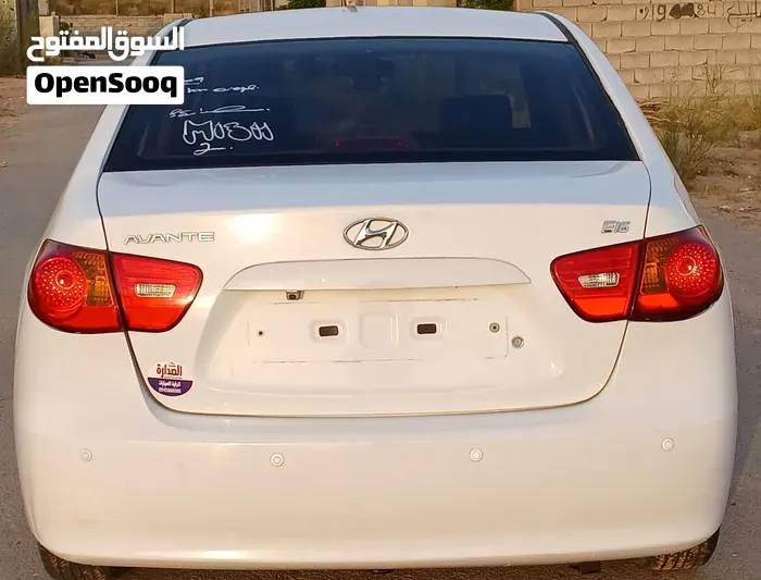 Hyundai Avante 2009 photo 4