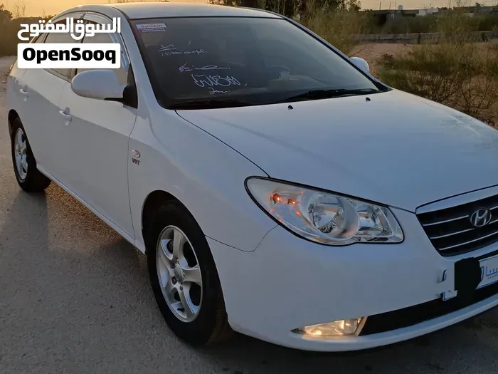 Hyundai Avante 2009 photo 3
