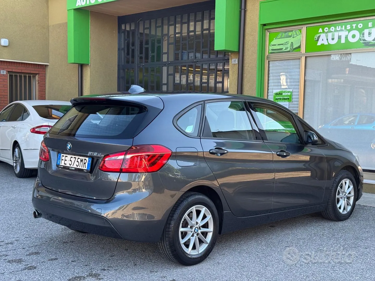 BMW 2 Series Active Tourer 2016 photo 4