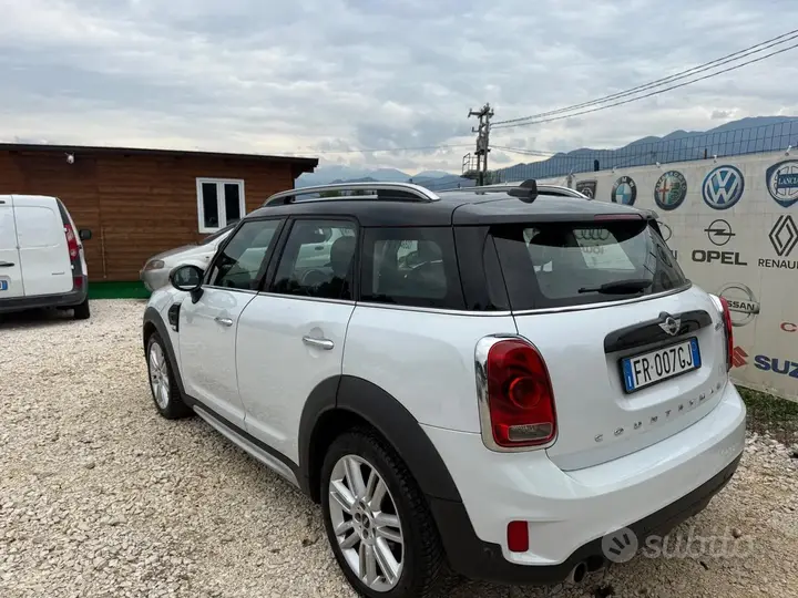 Mini Mini Countryman 2018 photo 5