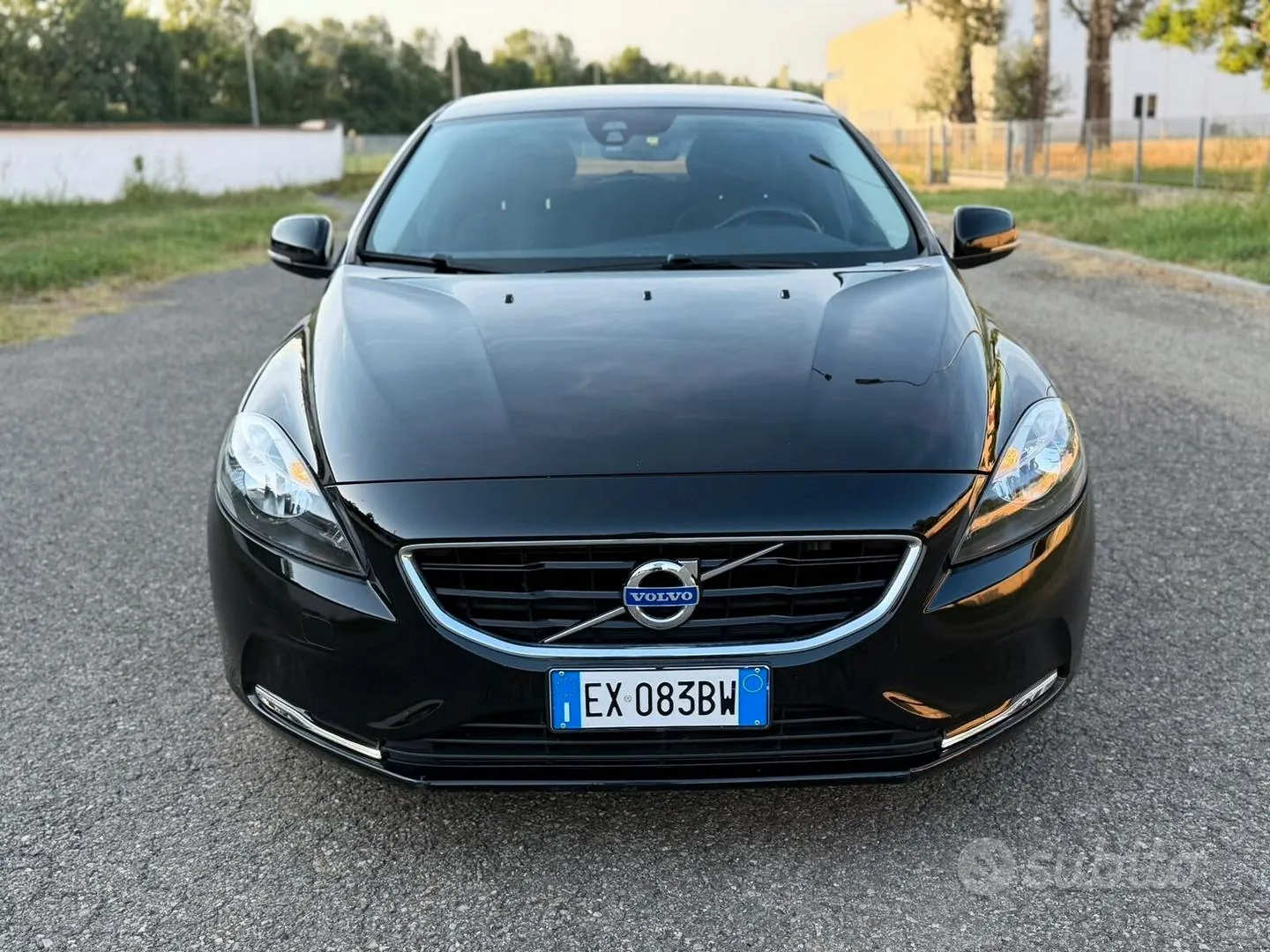 Volvo V40 2015 photo 3