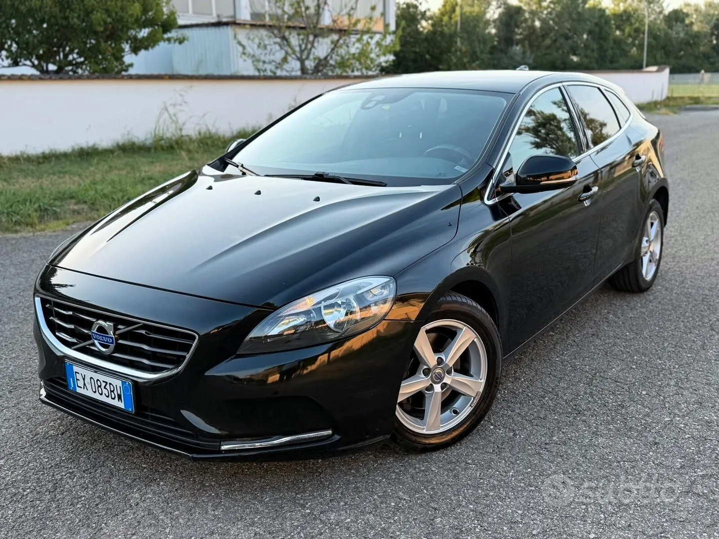 Volvo V40 2015 photo 5