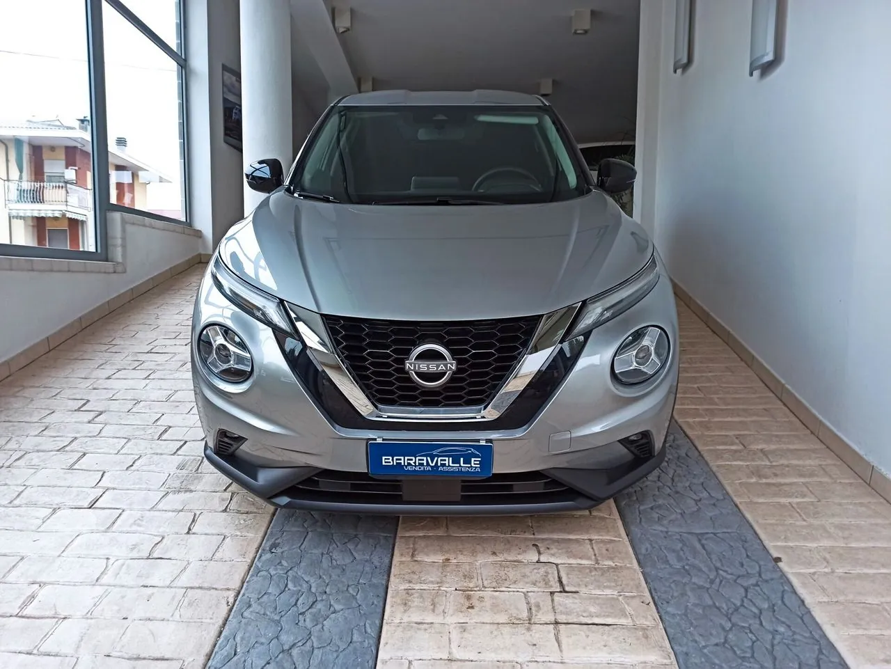 Nissan Juke 2023 photo 2