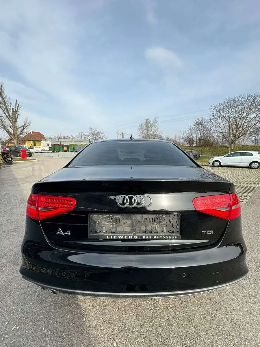 Audi A4 2015 photo 2