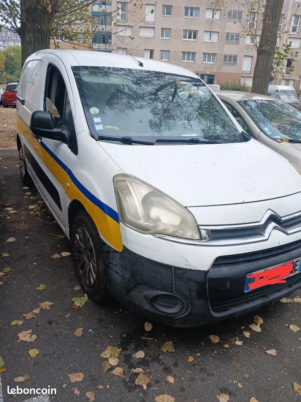 Citroen Berlingo 2012 photo 2