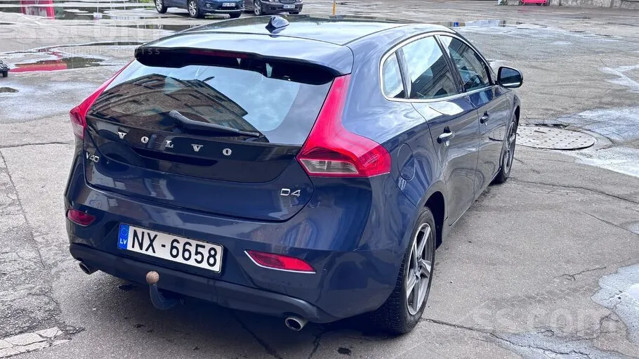 Volvo V40 2015 photo 5