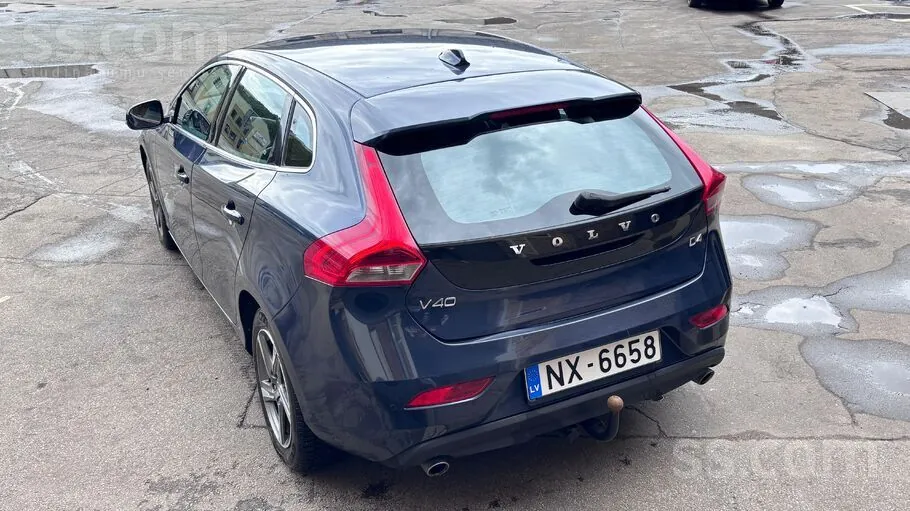 Volvo V40 2015 photo 3