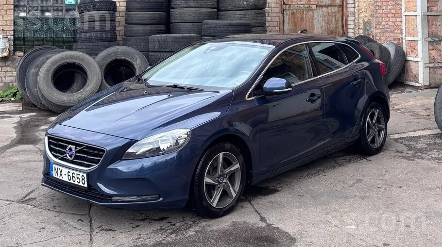 Volvo V40 2015 photo 4