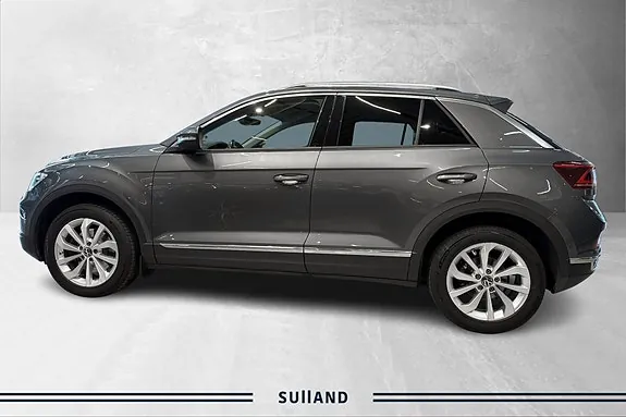Volkswagen T-Roc 2023 photo 2