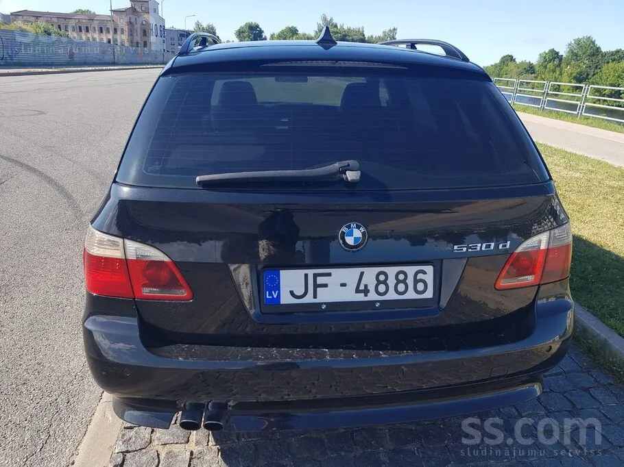 BMW 530 2006 photo 3