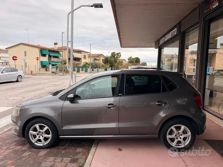 Volkswagen Polo 2011 photo 3