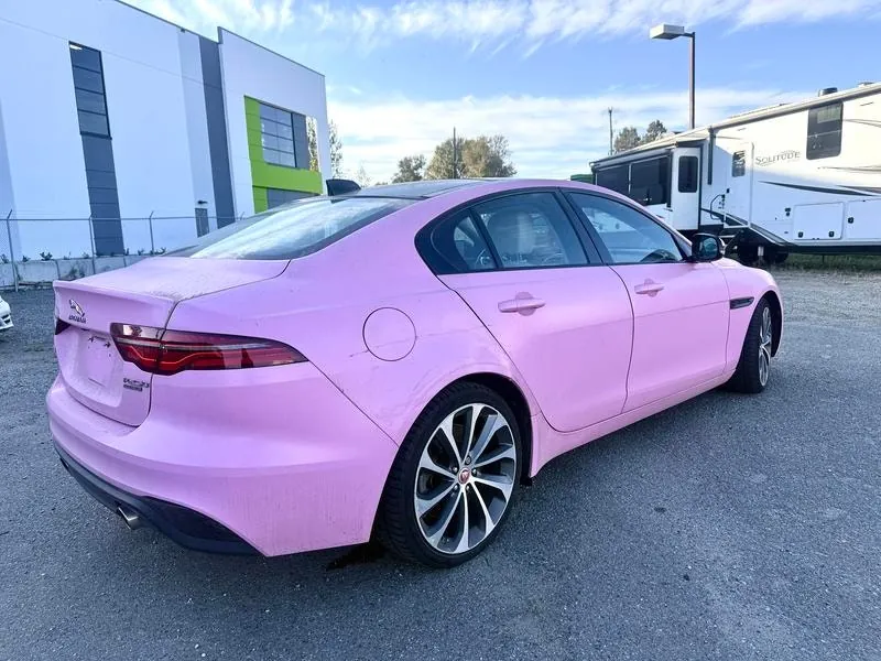 Jaguar Xe 2020 photo 3