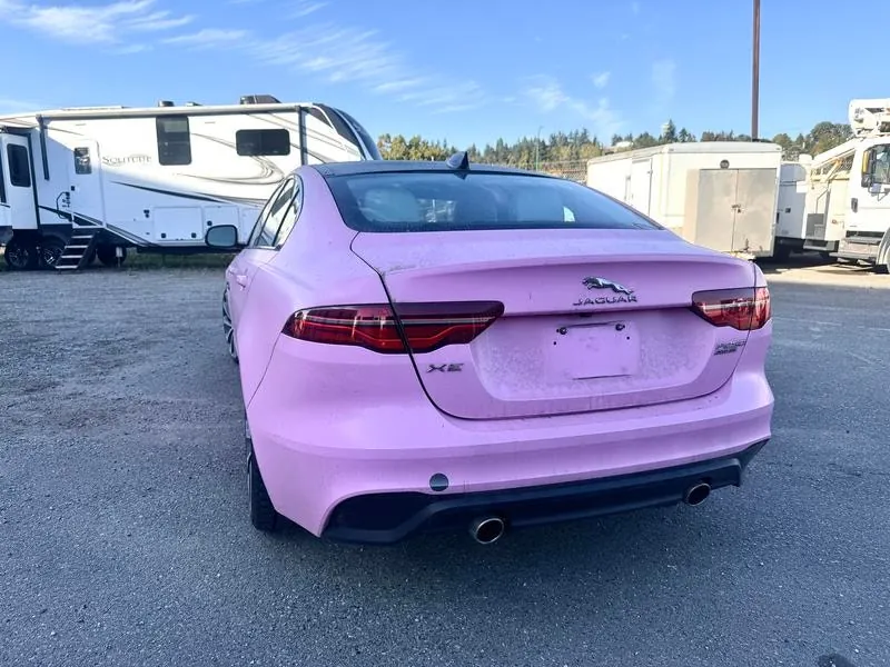 Jaguar Xe 2020 photo 5