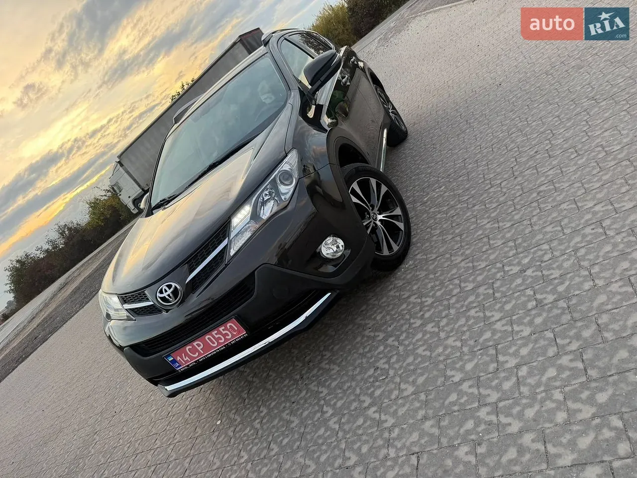Toyota Rav4 2014 photo 4