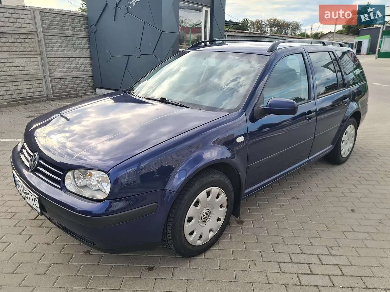 Volkswagen Golf 2000 photo 3