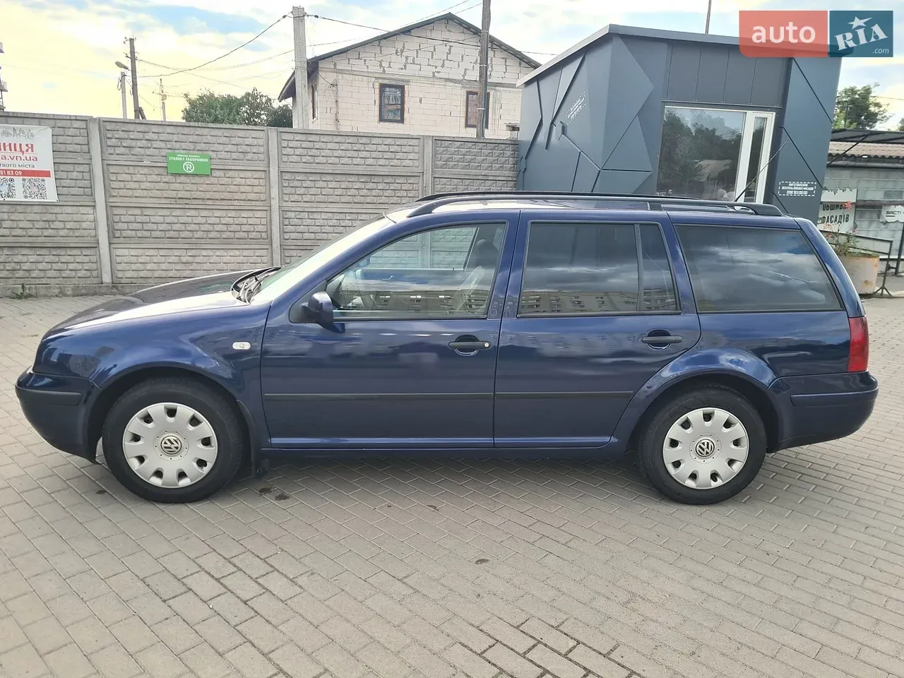 Volkswagen Golf 2000 photo 4