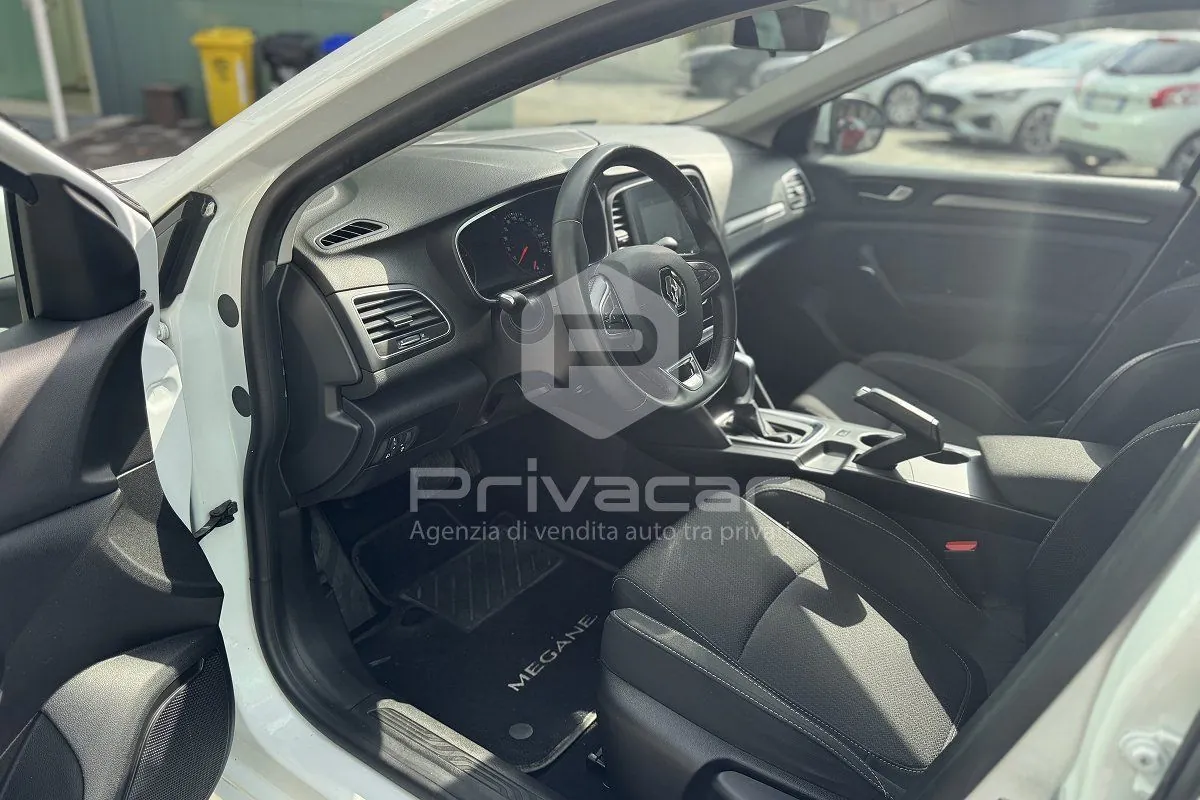 Renault Megane 2022 photo 5