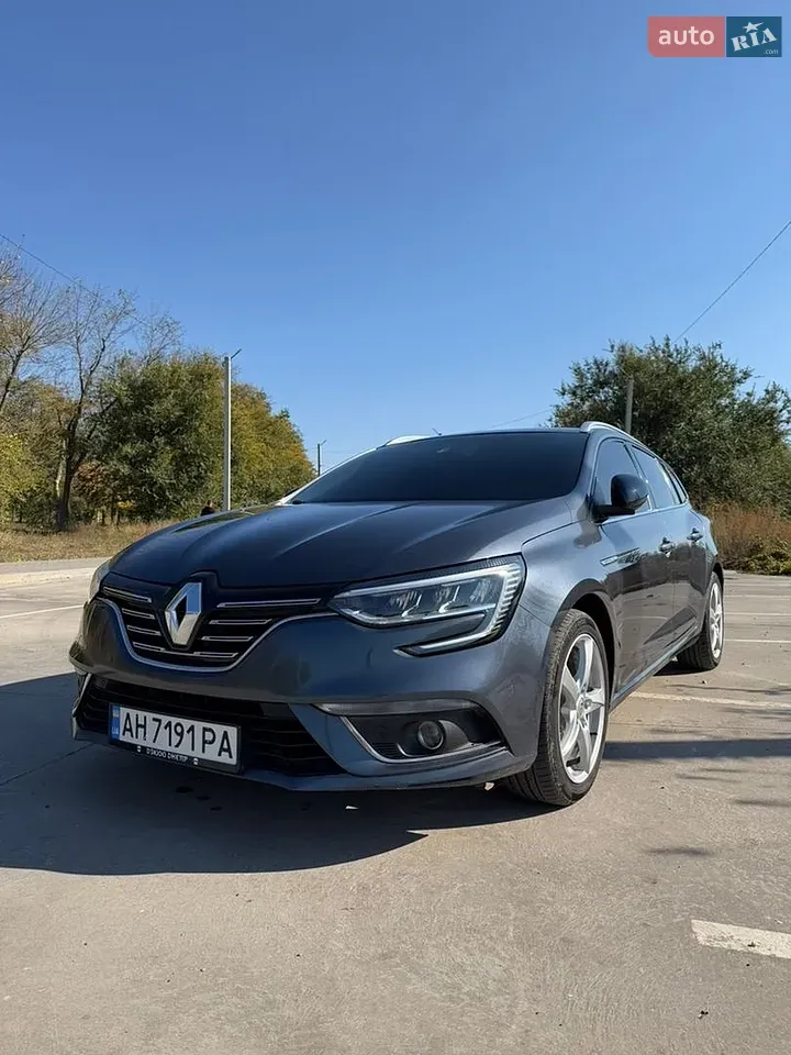 Renault Megane 2017 photo 2