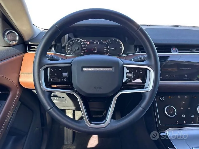 Land Rover Range Rover Evoque 2022 photo 3